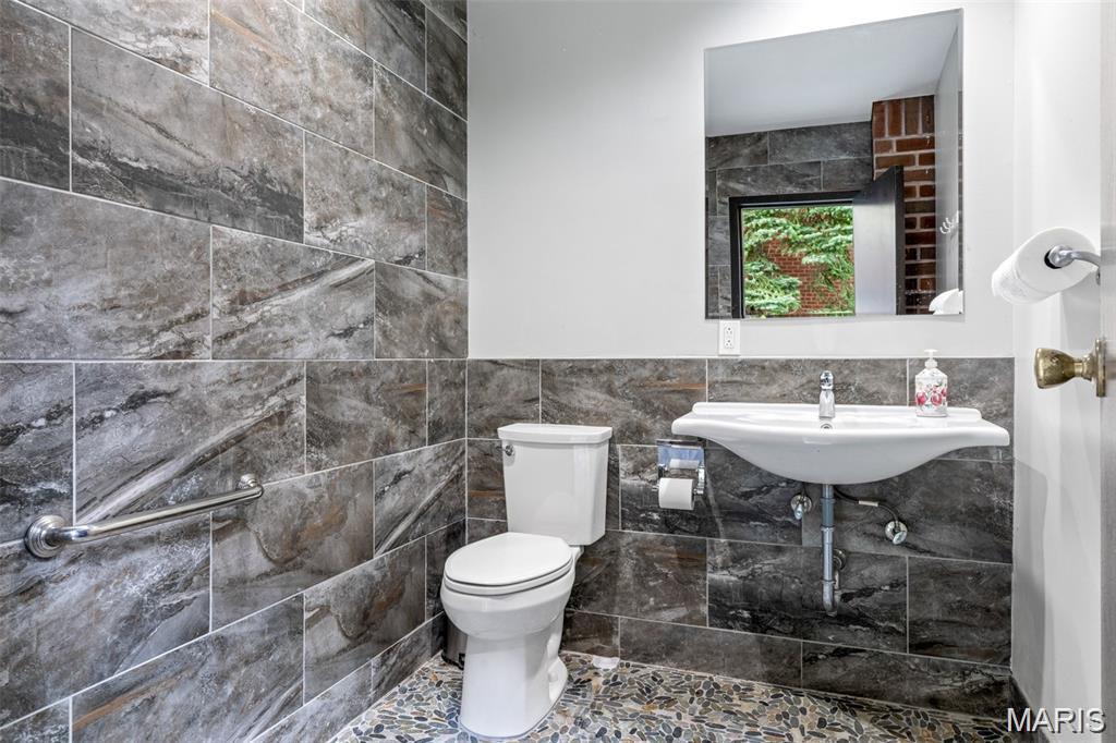 Wexford Condo Ph 03 - Residential