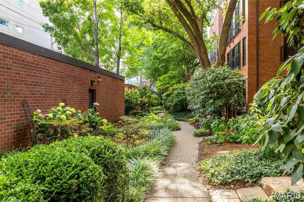 Wexford Condo Ph 03 - Residential