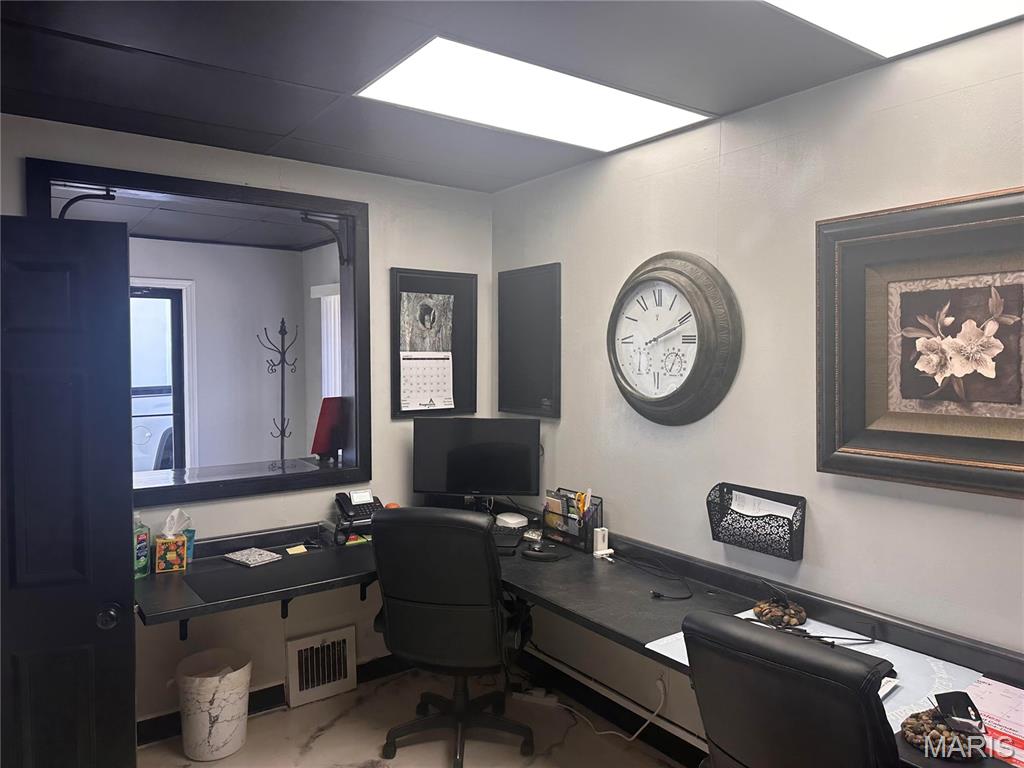 Spring Creek - Commercial Sale