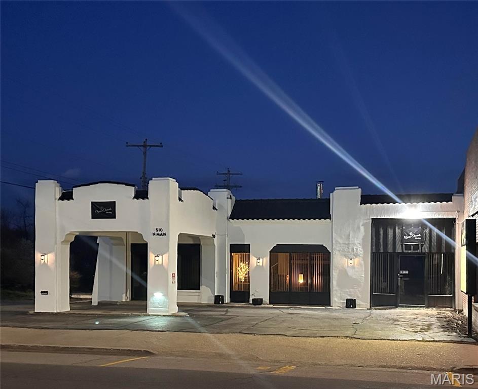 Own a piece of downtown Salem history in this restored 1930s building.  First opened as a gas station in 1931, this unique structure has been the home of a law office, tax preparer, and real estate brokerages throughout the years.  Restoration completed in 2024 with new HVAC, new roof, designer concrete flooring, new electrical, plumbing, lighting, new tankless water heater, this building is ready for a multitude of possibilities.  60 X 135 corner lot, custom fireplace, off street parking in the front on Main Street and a lockable fenced parking lot in the rear. Partial basement and a covered deck on the rear of the building with new stairway access to the rear lot.
Broker owned.