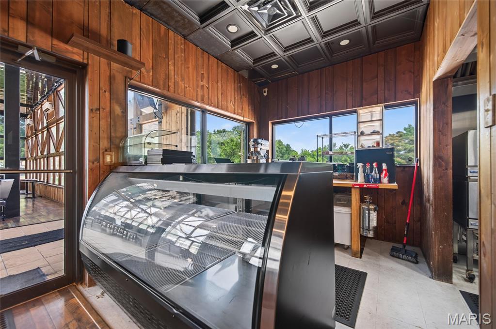 OTHER RURAL - Commercial Sale