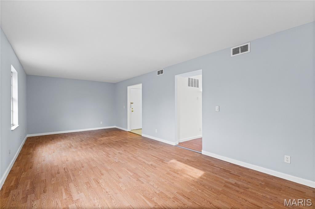 Paddock Forest Condo - Residential