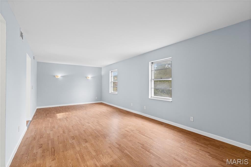 Paddock Forest Condo - Residential