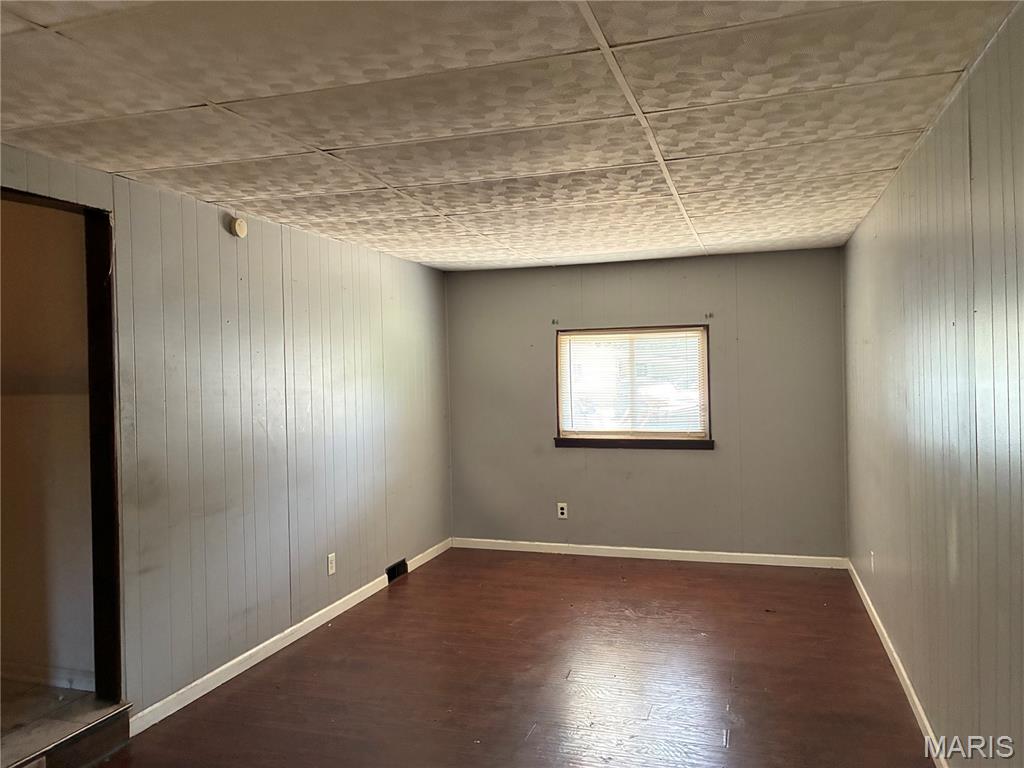 Queens Sub 2 - Residential Lease