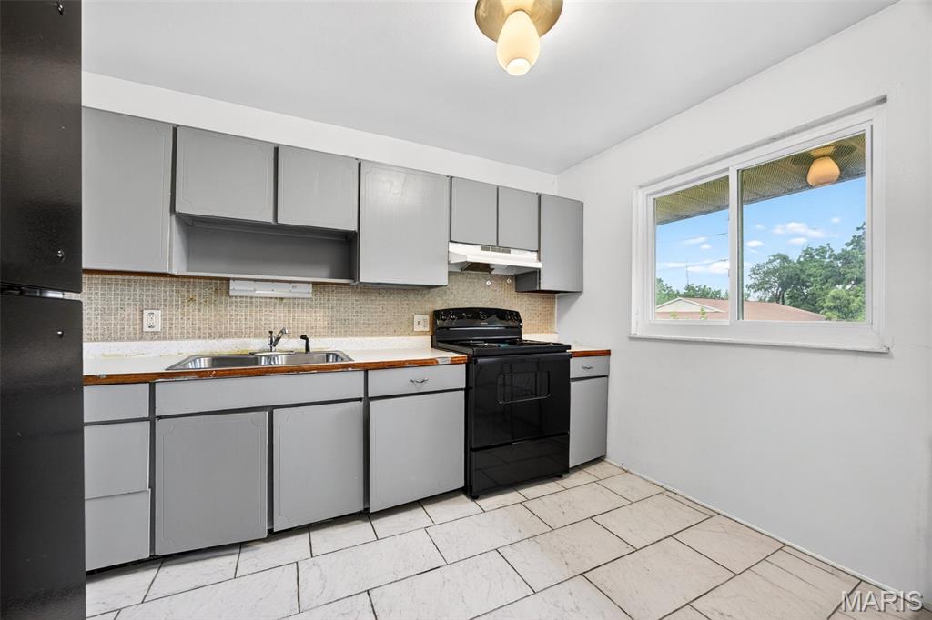 Carrollton Apts Unit 1 Condo - Residential