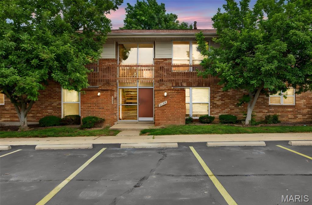 Carrollton Apts Unit 1 Condo - Residential