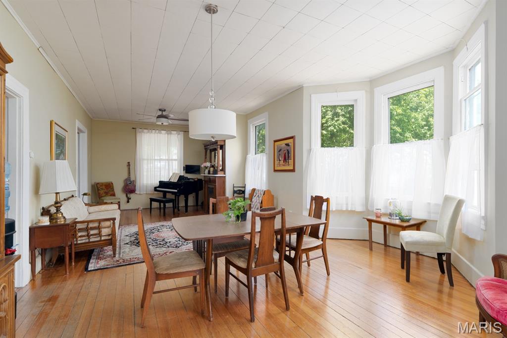 Sur 2476 Township 46 R 6 - Residential