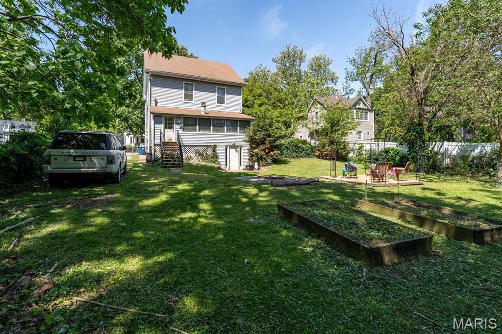 Sur 2476 Township 46 R 6 - Residential