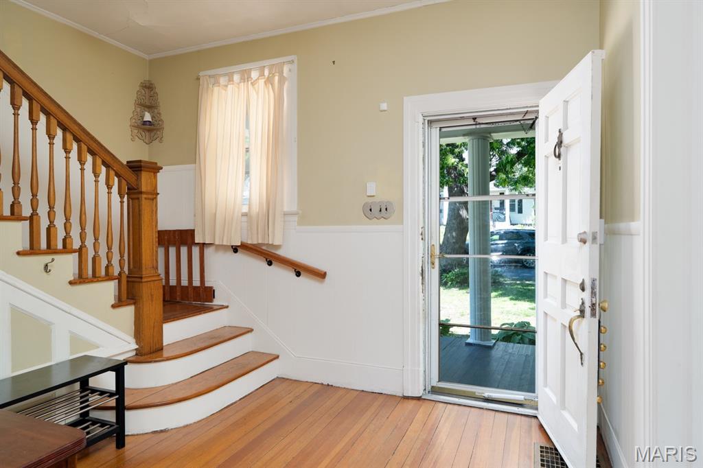 Sur 2476 Township 46 R 6 - Residential