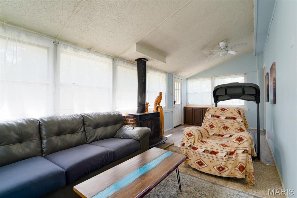 Sur 2476 Township 46 R 6 - Residential