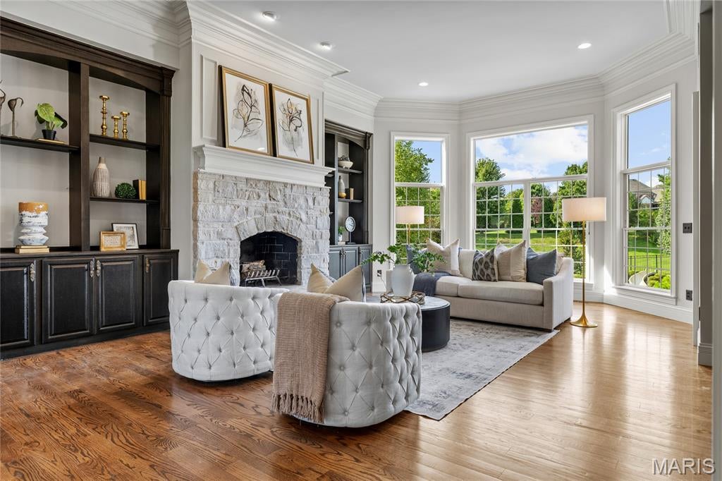 Devonworth - Residential