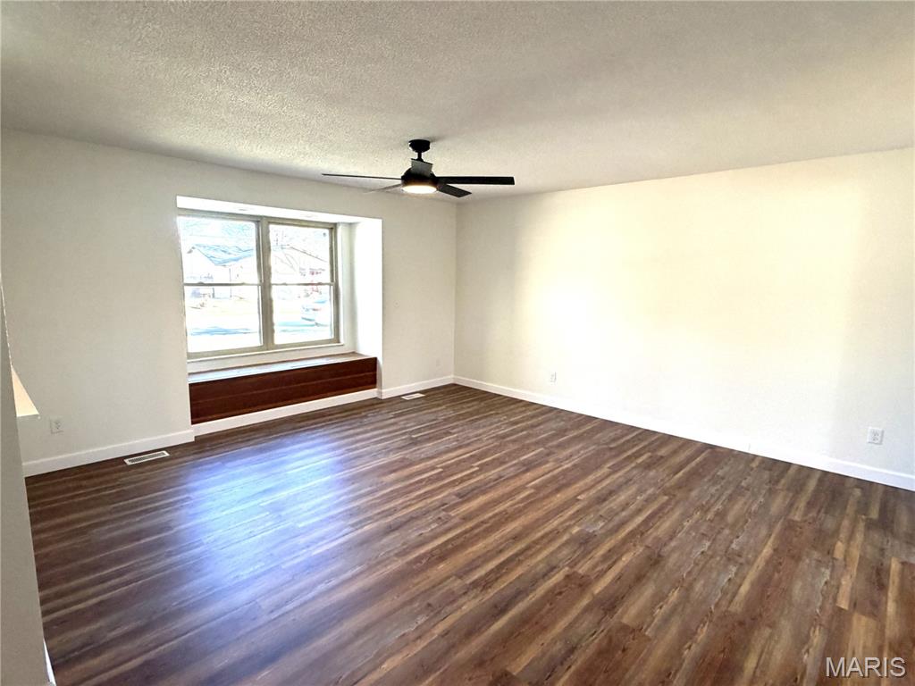 Meadowlake Acres 5th Add - Residential