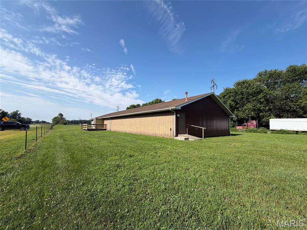 Not in a subdivision - Commercial Lease