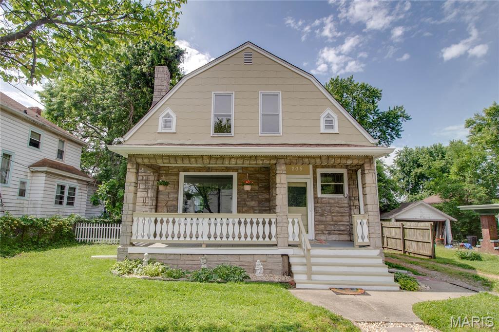 Tons of character around every corner of this Middletown home. This recently updated 3 bed 2 bath home has plenty to offer. New furnace, new AC, new water heater (2026). Refinished hardwood floors throughout most of the home, new carpet, and freshly painted throughout. Gorgeous brand, new kitchen, featuring stainless appliances, center island, pantry closet, and custom accent lighting. Three very spacious bedrooms, all featuring large closets. Brand new full bathroom featuring a dual vanity and beautiful new tile work. Cedar closet for additional storage. Newer roof (2020), updated electrical and some updated plumbing. Living room featuring a huge picture window, original leaded glass windows on either side of the gas fireplace that has a new ventless gas log. Large formal dining room with tons of natural light. Covered front porch and rear back deck directly off the kitchen.