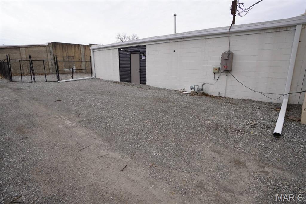 Granite City - Commercial Sale