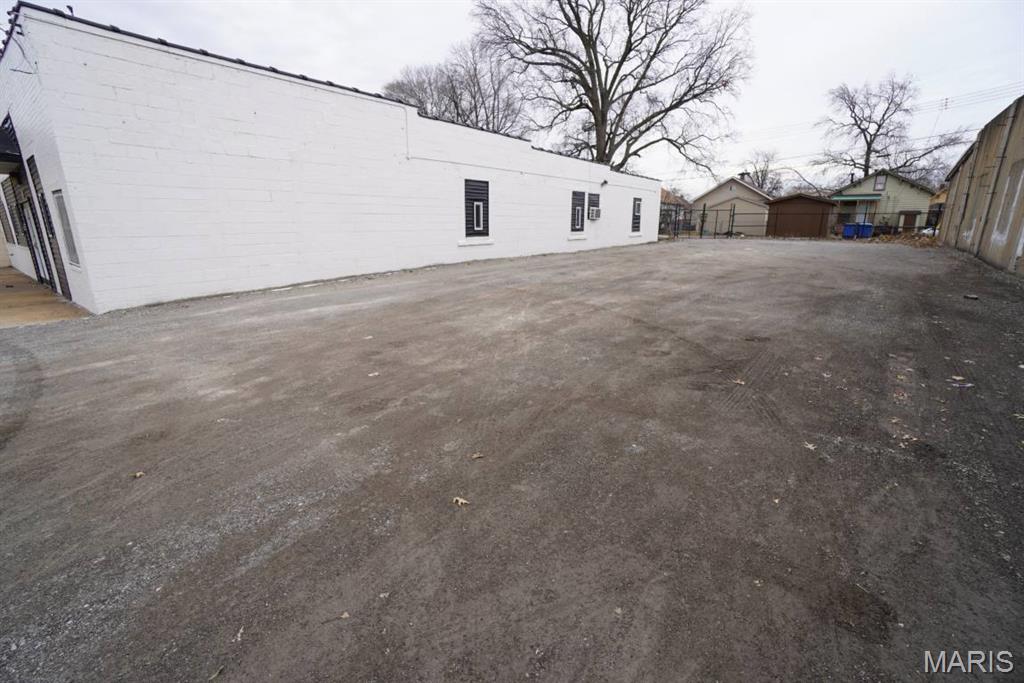 Granite City - Commercial Sale