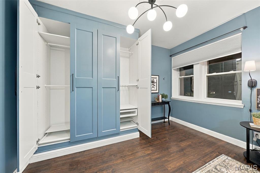 Shaw Town Home 01 - Residential