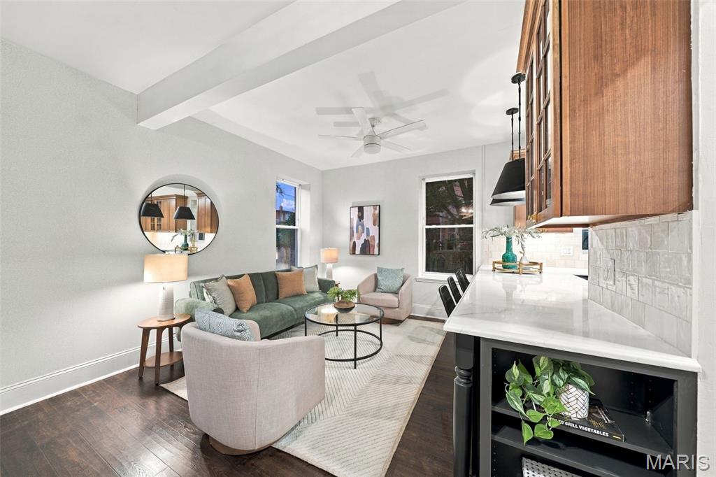 Shaw Town Home 01 - Residential