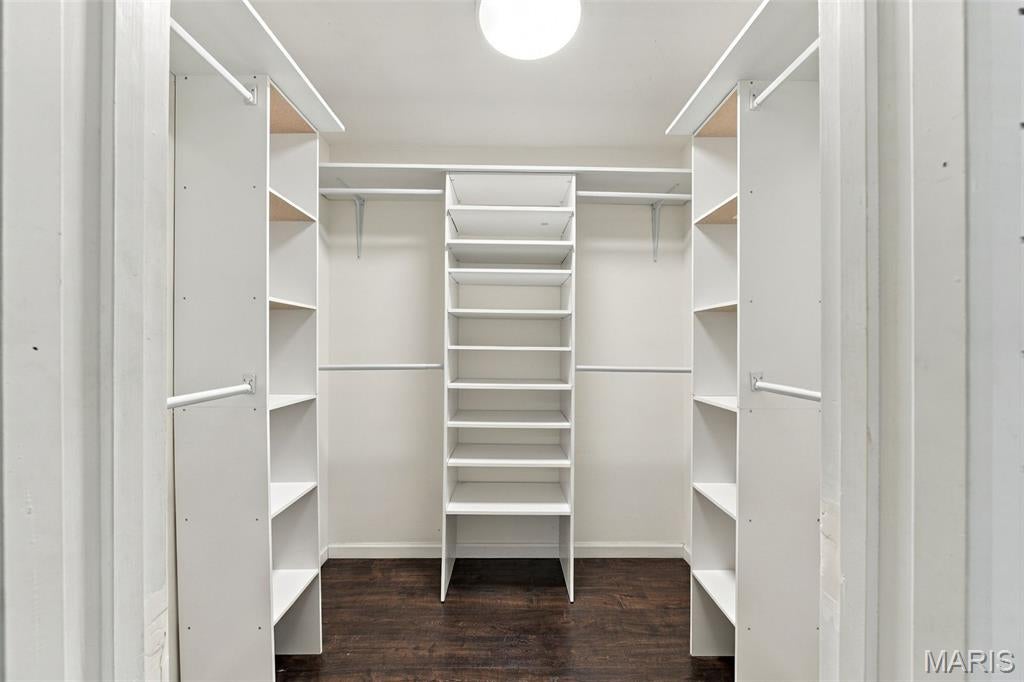Shaw Town Home 01 - Residential