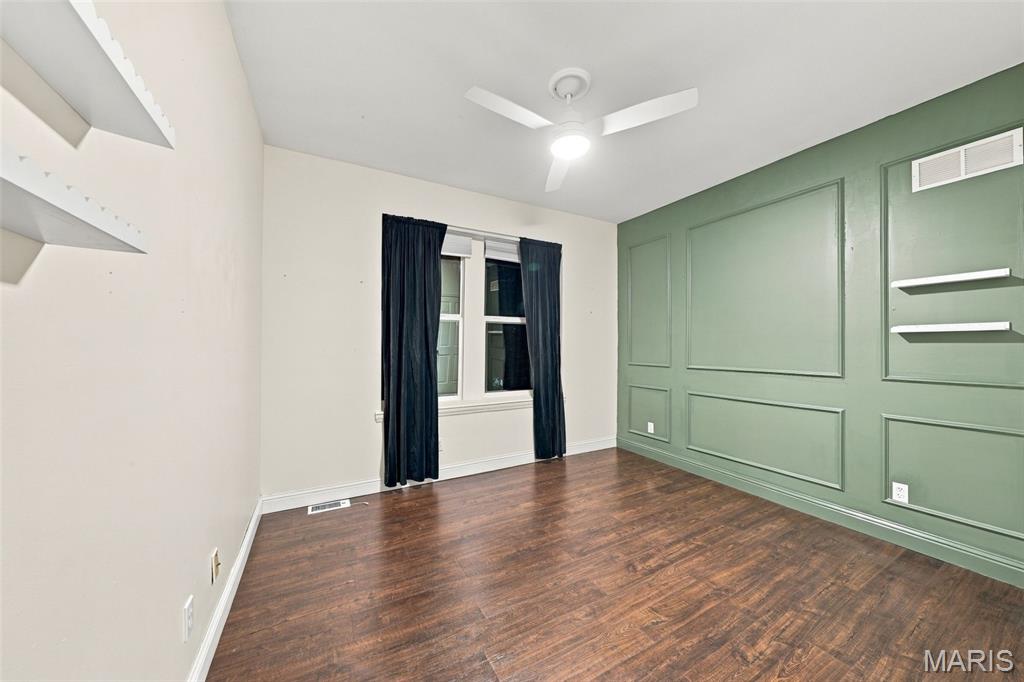 Shaw Town Home 01 - Residential