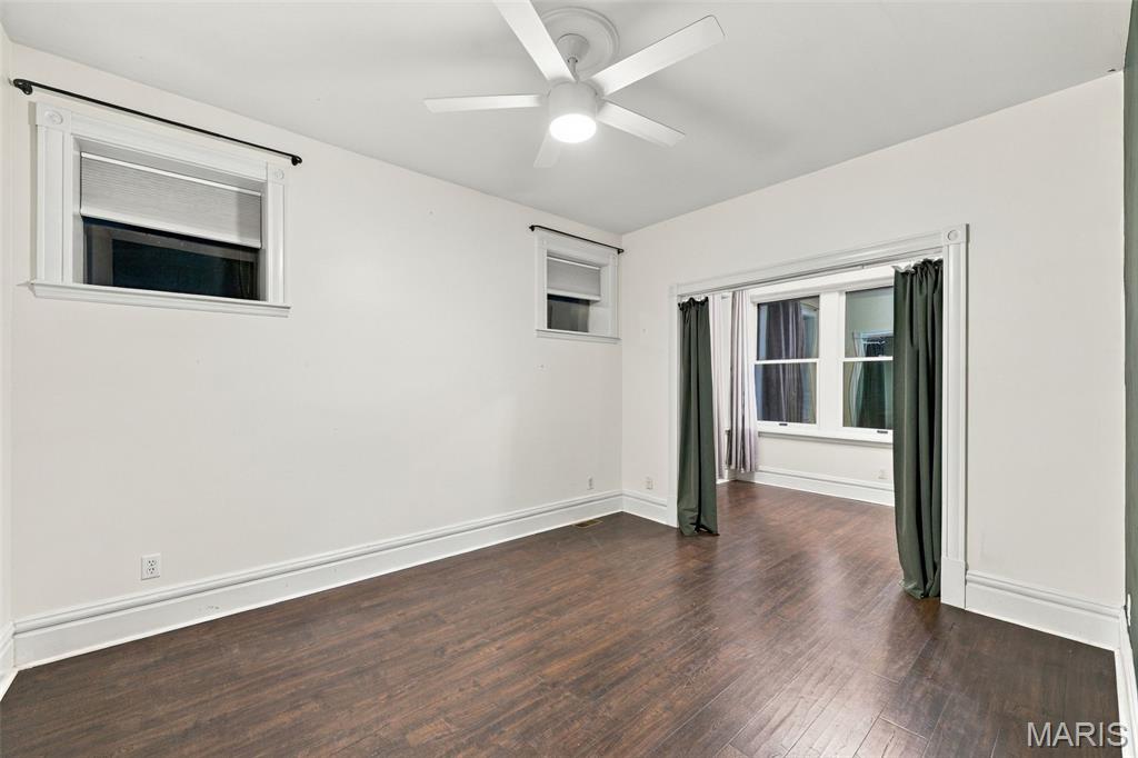 Shaw Town Home 01 - Residential