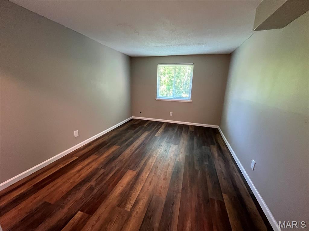 Oakville Commons Condo - Residential