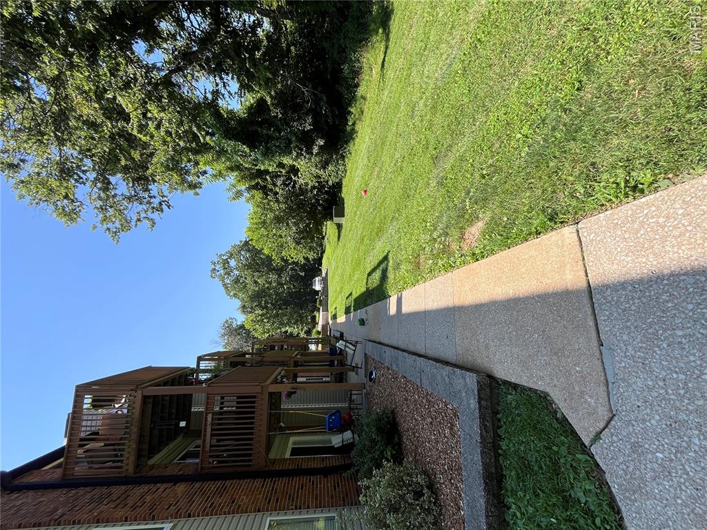 Oakville Commons Condo - Residential
