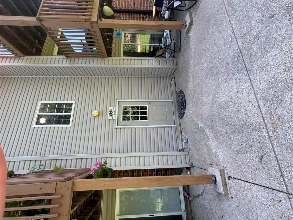 Oakville Commons Condo - Residential