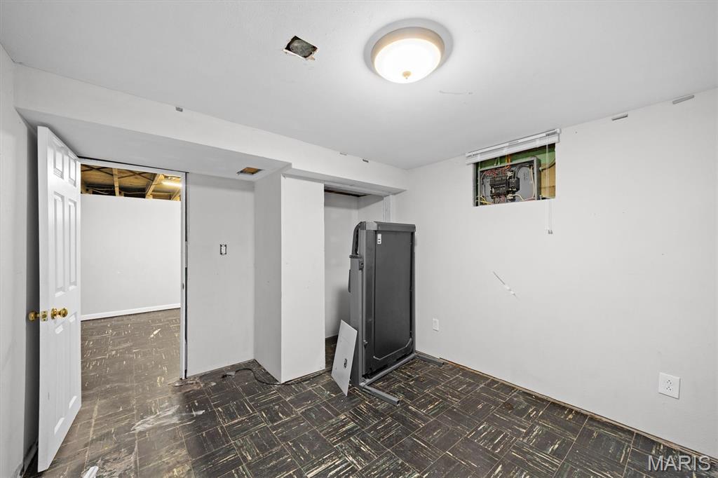 Sahlender Place - Residential