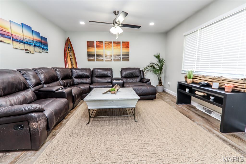 Long Ahore Acres - Residential