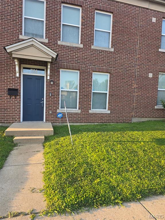 Cochran Gardens - Residential