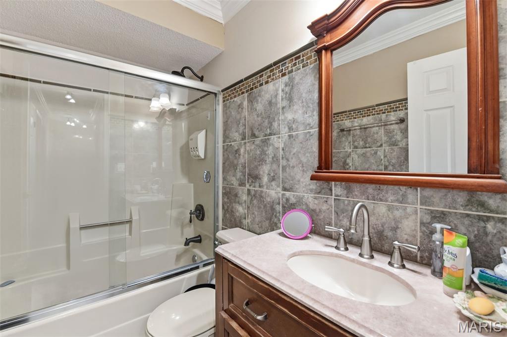 Royal Pines 2 Condo Tenth - Residential