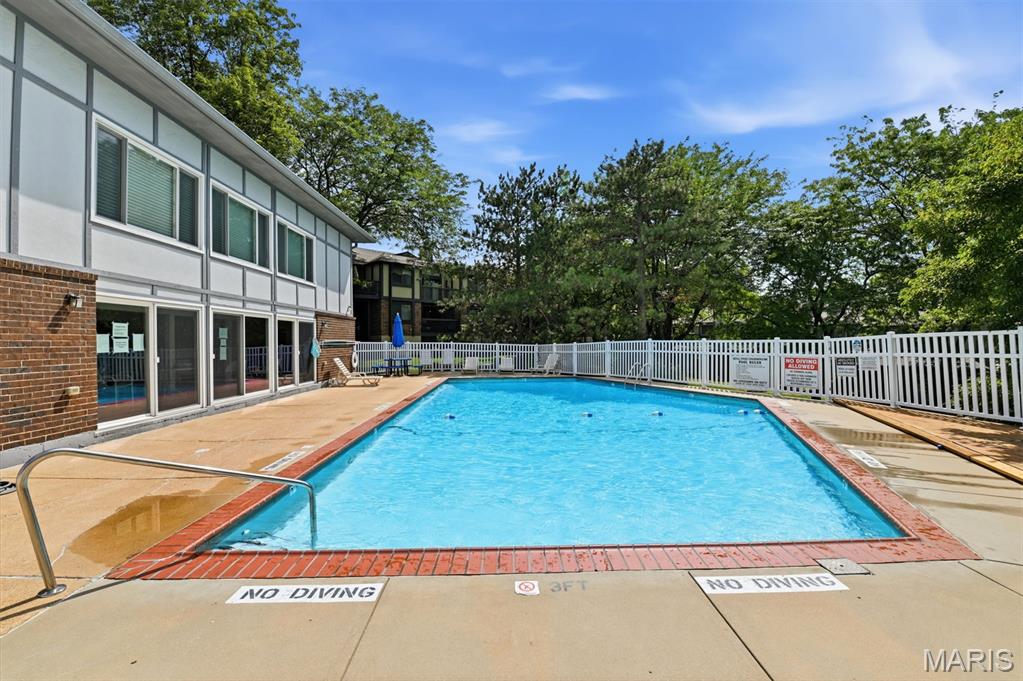 Royal Pines 2 Condo Tenth - Residential