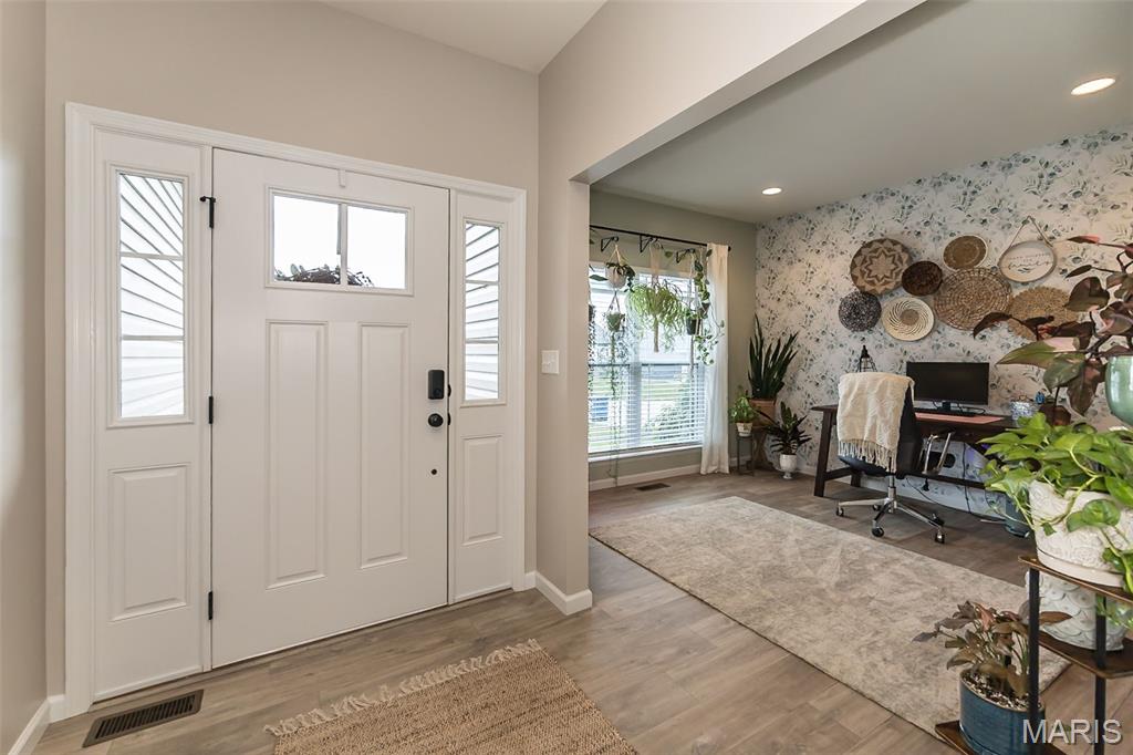 Majestic Lakes - Residential
