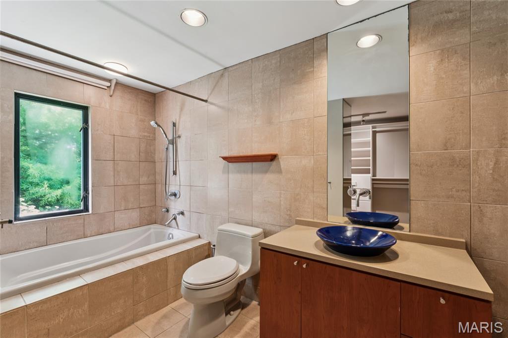 Clayton Terrace - Residential