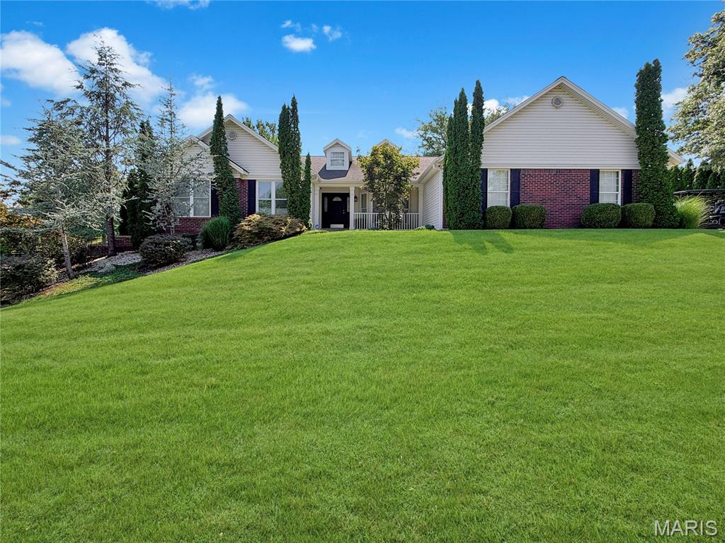 Windsor Place #4 - Residential