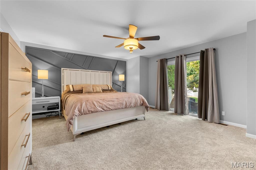 Windsor Place #4 - Residential