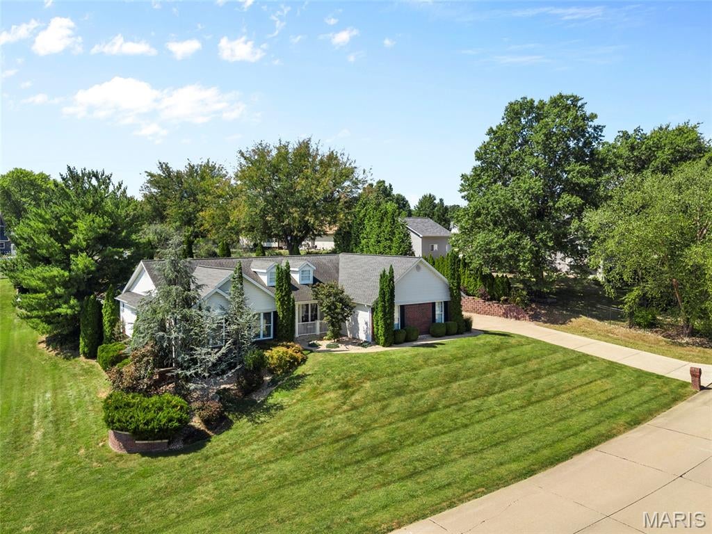 Windsor Place #4 - Residential