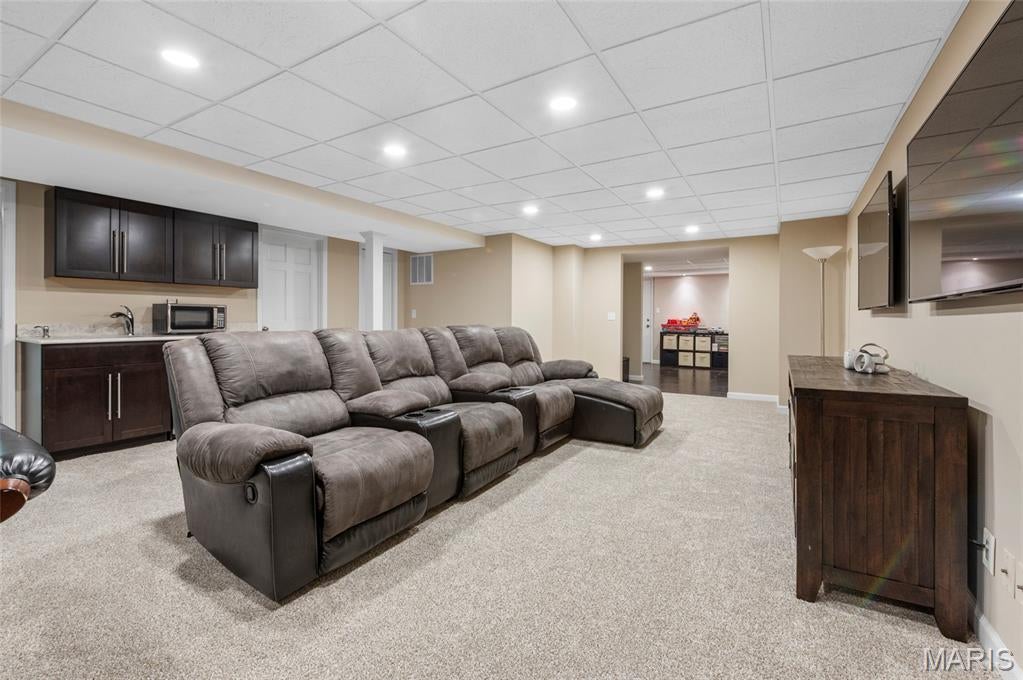 Windsor Place #4 - Residential