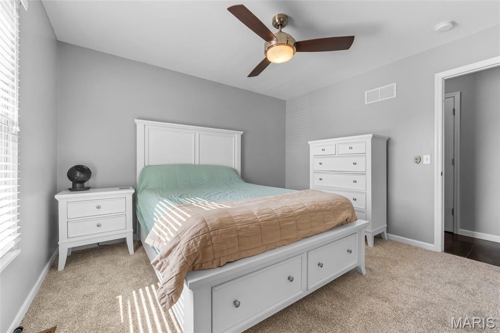 Windsor Place #4 - Residential