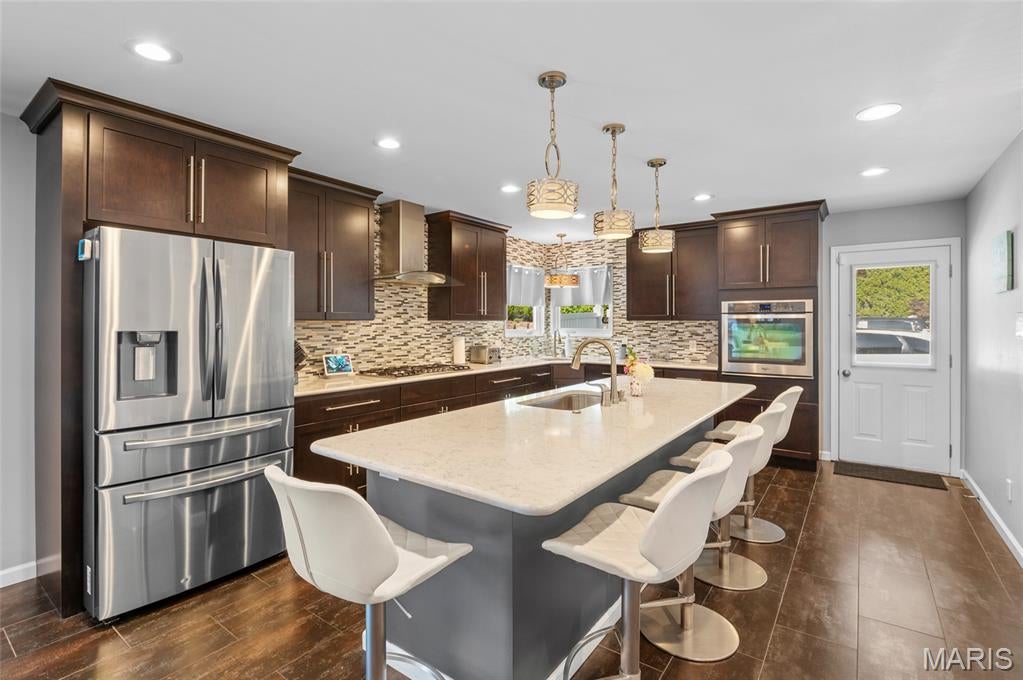 Windsor Place #4 - Residential