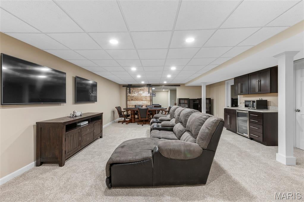 Windsor Place #4 - Residential