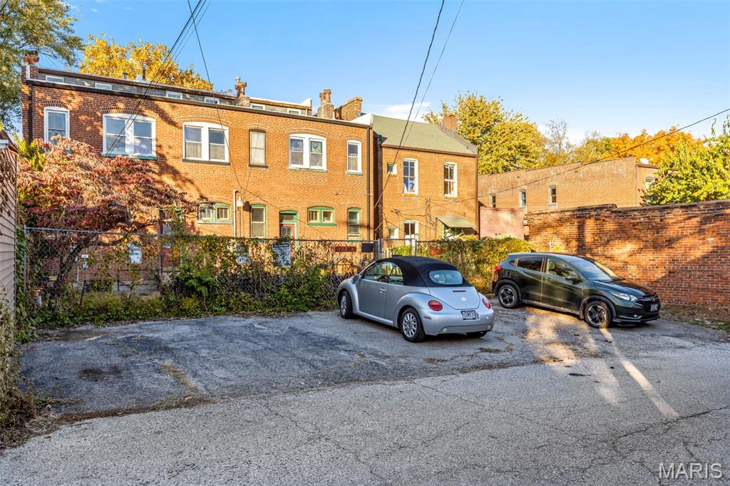 St Louis Commons Add - Residential