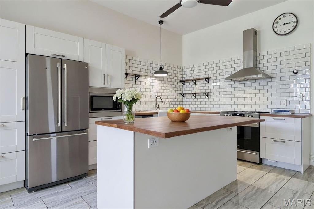 St Louis Commons Add - Residential