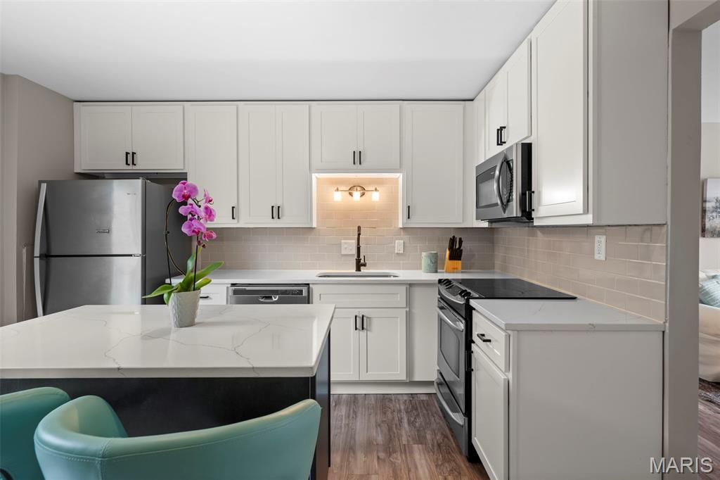 Carroll Wood Condo - Residential