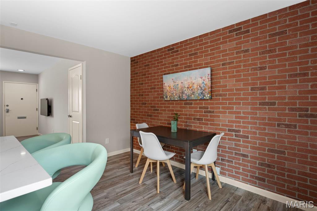 Carroll Wood Condo - Residential