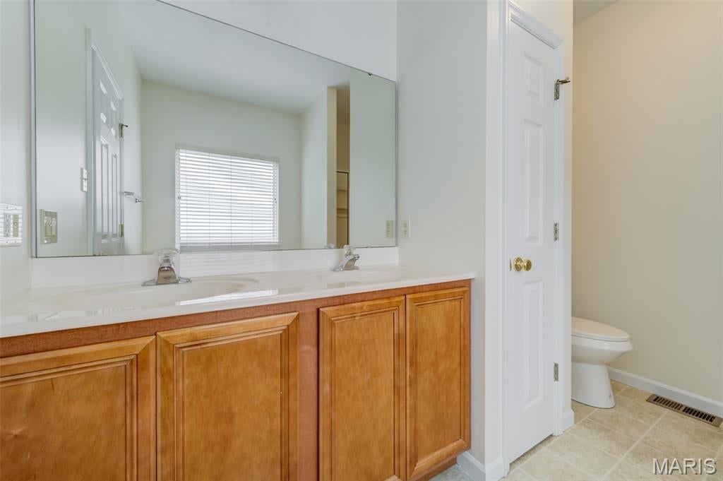 Pointe At Heritage Crossing - Residential