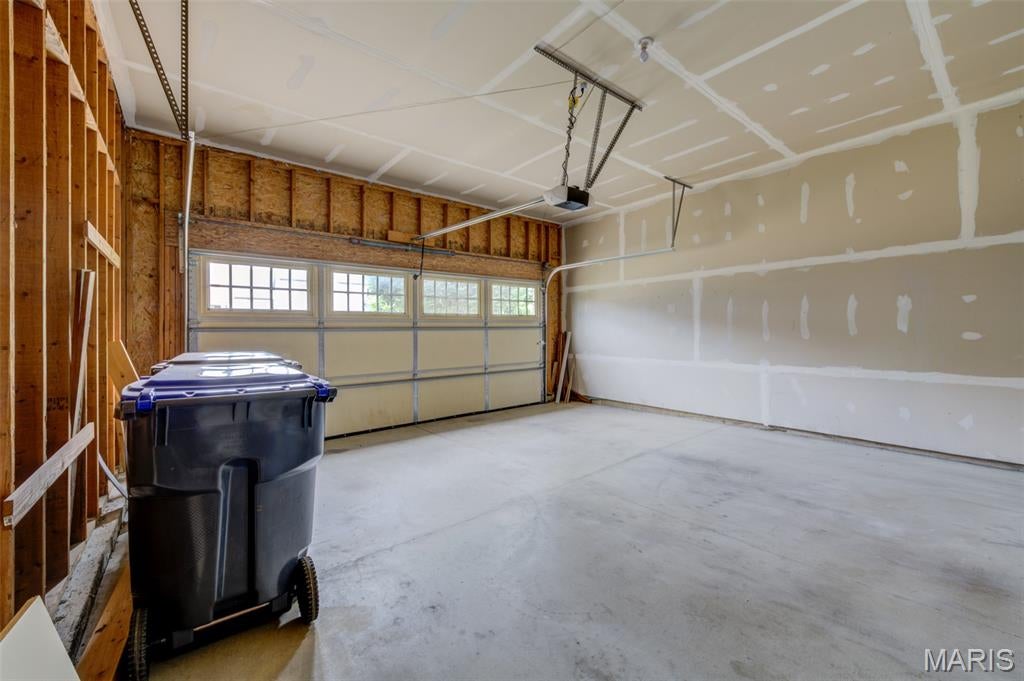 Pointe At Heritage Crossing - Residential