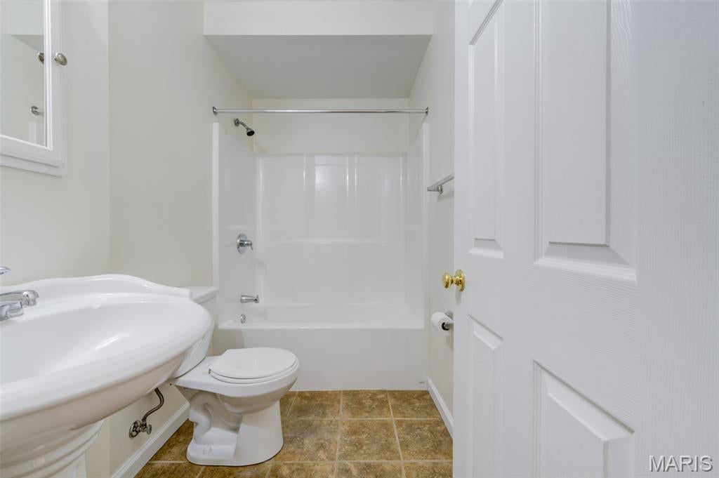 Pointe At Heritage Crossing - Residential