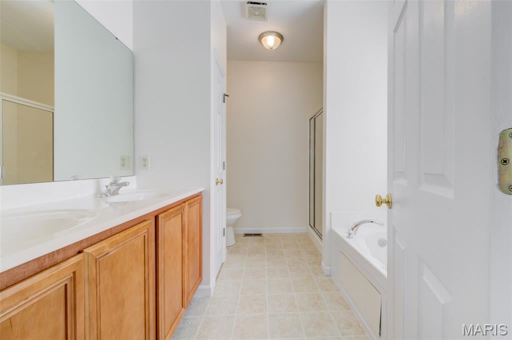Pointe At Heritage Crossing - Residential